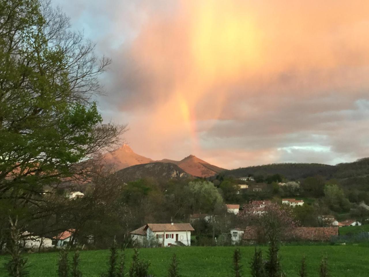 Apitoki - Chambres D'Hotes Au Pays Basque Urrugne Ngoại thất bức ảnh